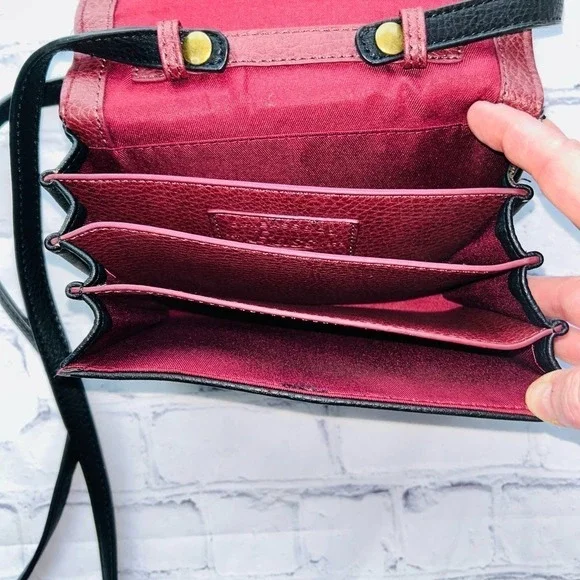 Nwot Women’s GH Bass Company Leather Crossbody Purse - Picture 3 of 8